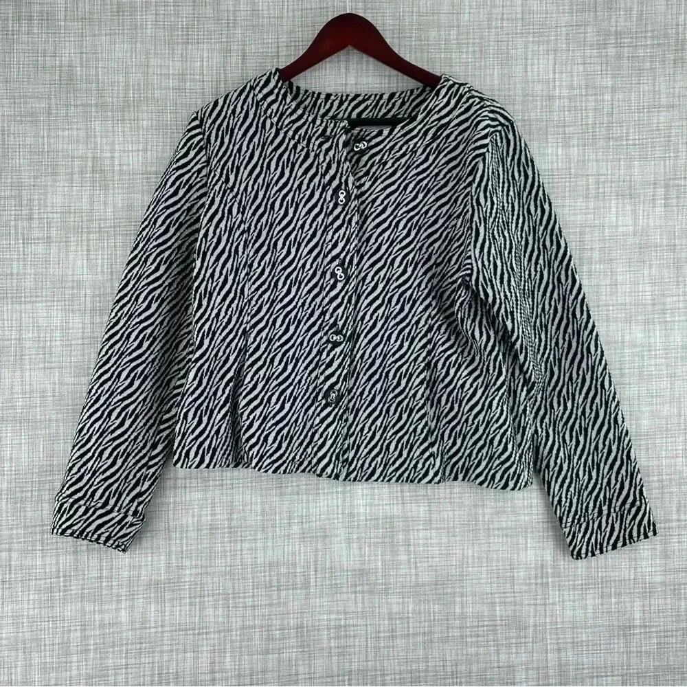 Charter Club Womens Size L button up jacket zebra print 1922
